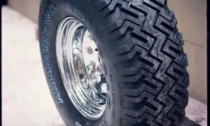Jakie opony wybrać do Jeep WK z liftem 2 cale dla lepszej przyczepności