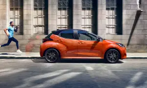 Jaki olej do Toyoty Yaris 1.3 benzyna: poznaj zalecenia ekspertów i producenta