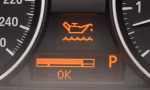 Gdzie jest bagnet oleju w BMW F10? Oto prosta instrukcja lokalizacji