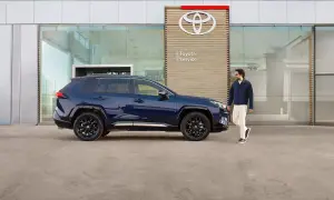 Okres gwarancji Toyota - wszystko co musisz wiedzieć o zabezpieczeniu auta