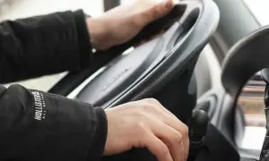 Objawy uszkodzonej maglownicy, które mogą kosztować cię fortunę