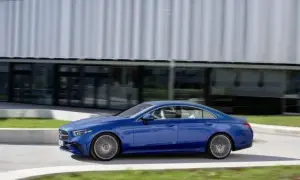 Mercedes-Benz CLS AMG: Osiągi, wyposażenie i porównanie modeli