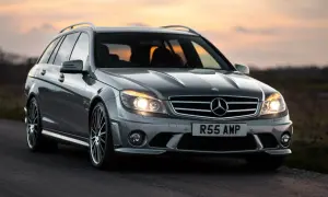 Mercedes C63 AMG W204 - wyjątkowe osiągi i niezawodność w sporcie