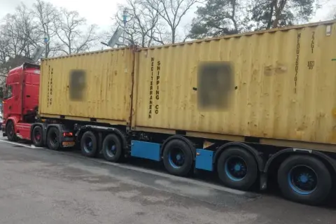 Ile pali ciągnik siodłowy z naczepą? Sprawdź, co może Cię zaskoczyć