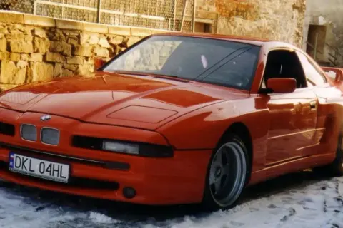 BMW 850 CSi - Historia, osiągi i luksus, który zachwyca kolekcjonerów
