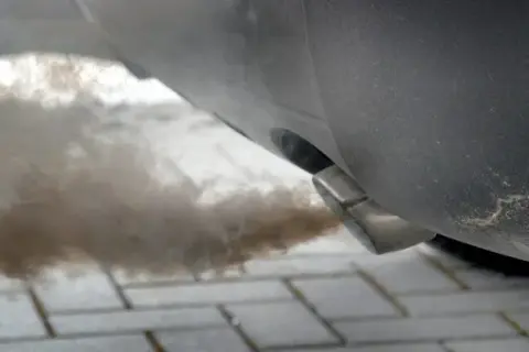 Czy można jeździć bez DPF? Sprawdź konsekwencje i legalność
