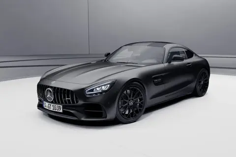 Mercedes-Benz AMG: Historia, cechy i modele, które zachwycają pasjonatów