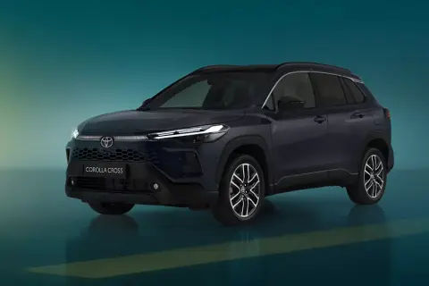 Toyota Corolla Cross już w salonach: sprawdź dostępność modelu