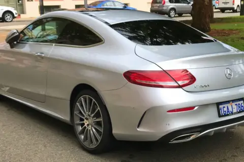 Mercedes C Klasa Coupe - co musisz wiedzieć o tym luksusowym modelu