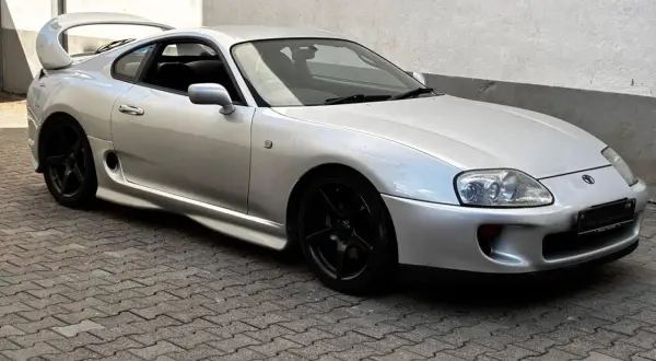 Ile kosztuje Toyota Supra MK4? Ceny i trendy na rynku wtórnym