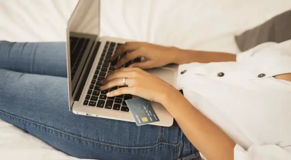 Platformy rozrywkowe online: które metody wpłat są najlepsze dla graczy?