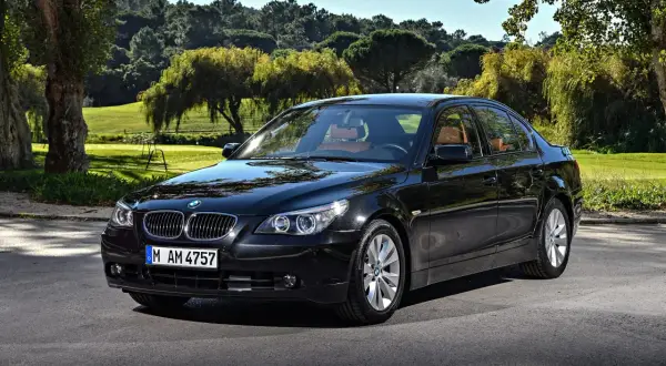 BMW E60 3.0 d - kluczowe informacje, osiągi, komfort i problemy użytkowników