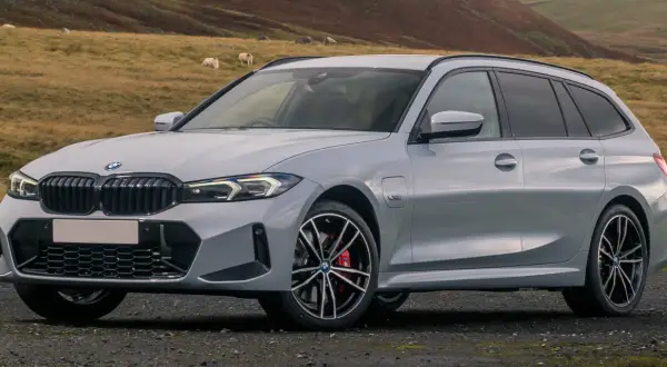 BMW 3 Series Touring – zaskakujące osiągi i komfort w klasie premium