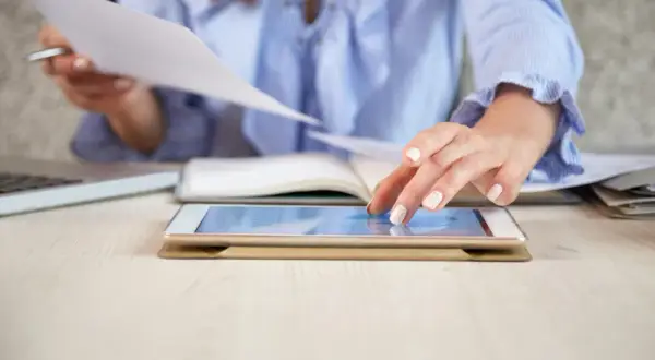 Cyfrowe usługi dla obywateli: korzystanie z ofert online w Galicji