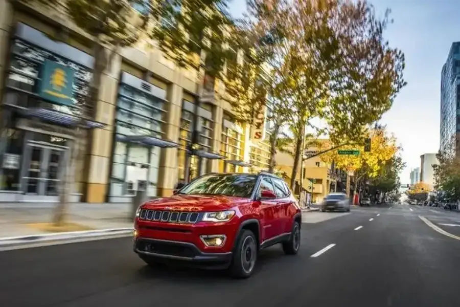Jeep Compass jaki silnik wybrać - uniknij błędnego wyboru silnika