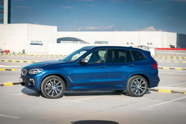 BMW X3: jaki silnik wybrać, by uniknąć błędów i cieszyć się jazdą?